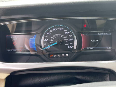 2014 Ford Taurus SEL