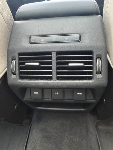 2020 Land Rover Discovery Sport P250 SE