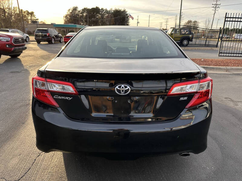 2014 Toyota Camry SE
