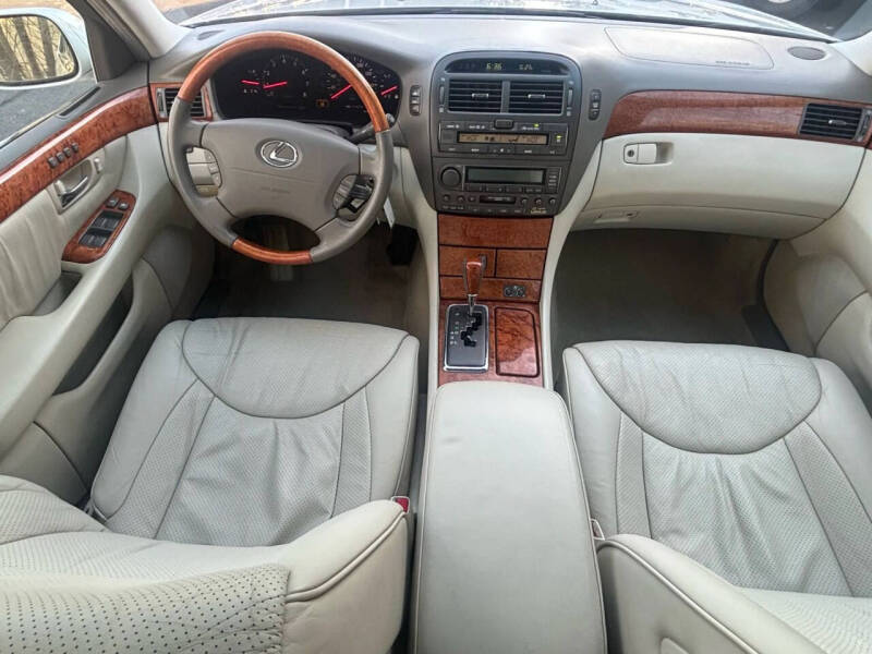 2003 Lexus LS 430