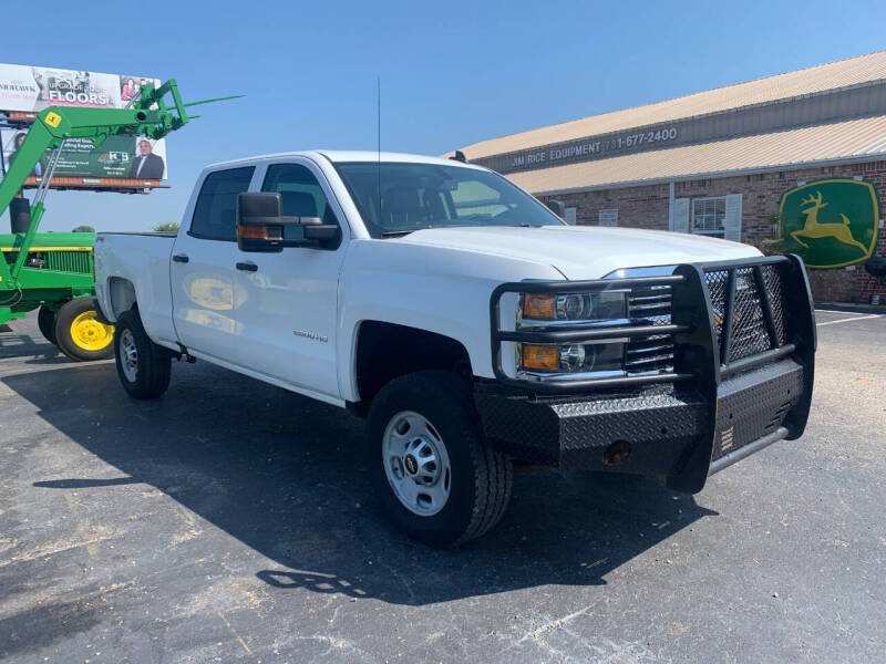 2018 Chevrolet Silverado 2500HD Work Truck photo 4