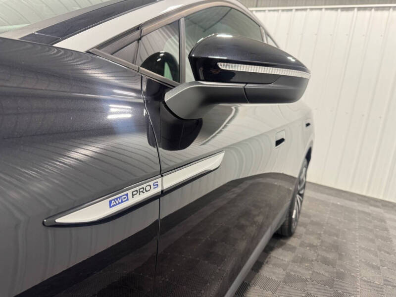 2023 Volkswagen ID.4 Pro S Plus