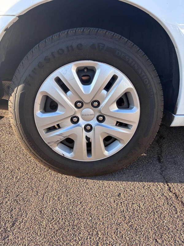 2017 Dodge Grand Caravan SE Plus