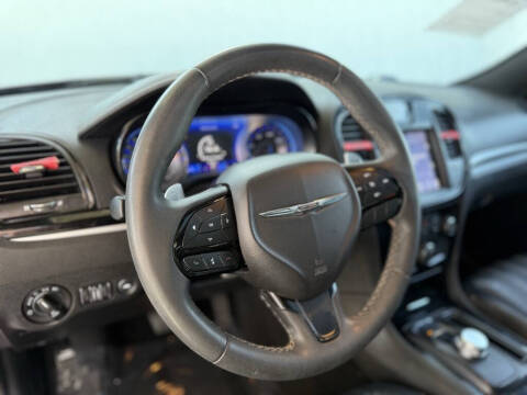 2023 Chrysler 300 S V6