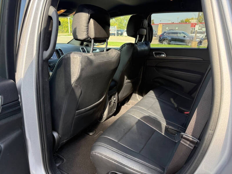 2019 Jeep Grand Cherokee Laredo E