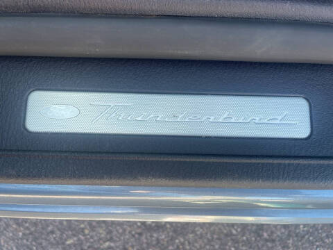 2005 Ford Thunderbird Deluxe
