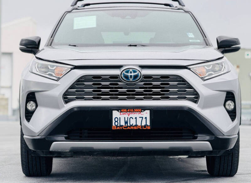 2019 Toyota RAV4 XSE photo 3