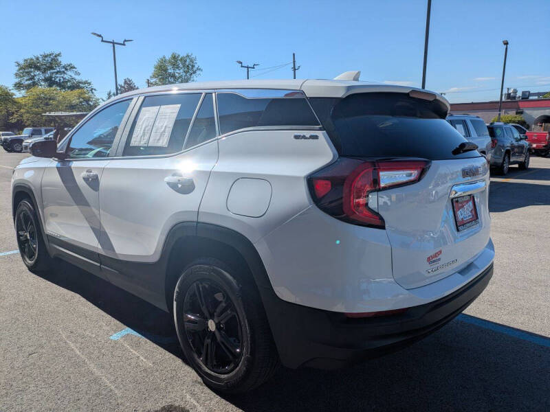 2022 GMC Terrain SLE