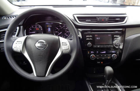 2015 Nissan Rogue SV