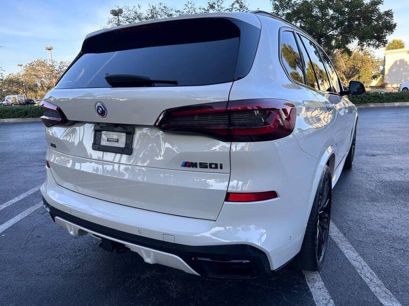 2022 BMW X5 M50i