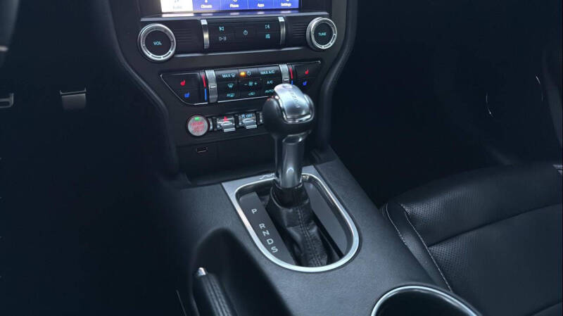 2021 Ford Mustang