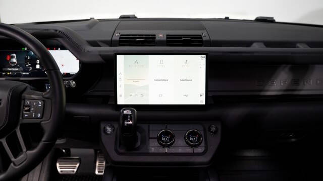 2025 Land Rover Defender