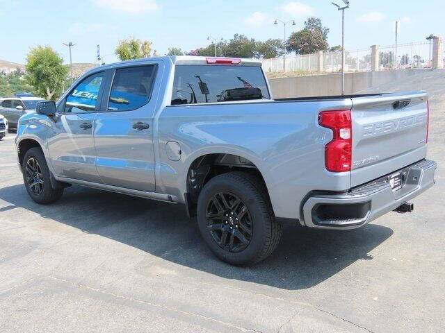 2024 Chevrolet Silverado 1500 Custom