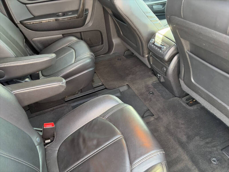2016 GMC Acadia SLT-1