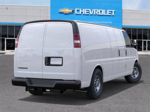 2025 Chevrolet Express 2500