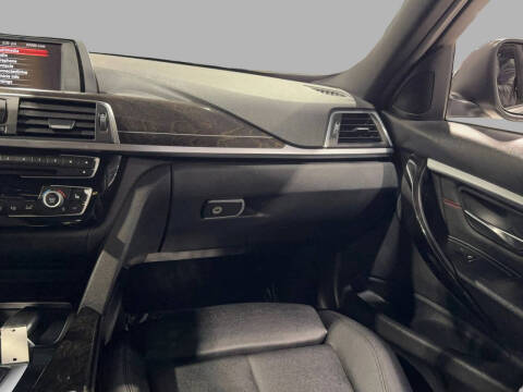 2017 BMW 3 Series 330i