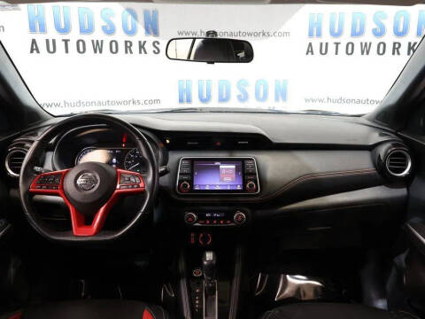 2019 Nissan Kicks SR