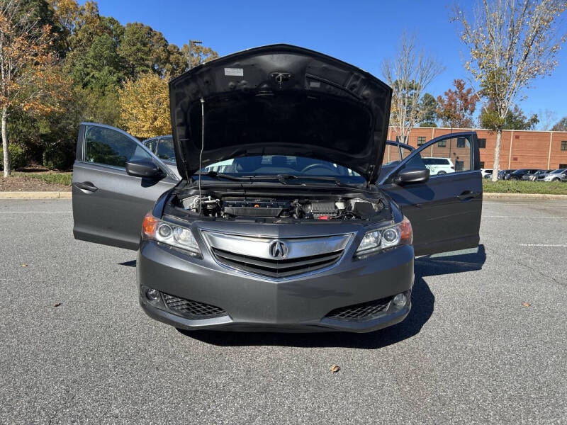 2013 Acura ILX 2.0L w/Tech
