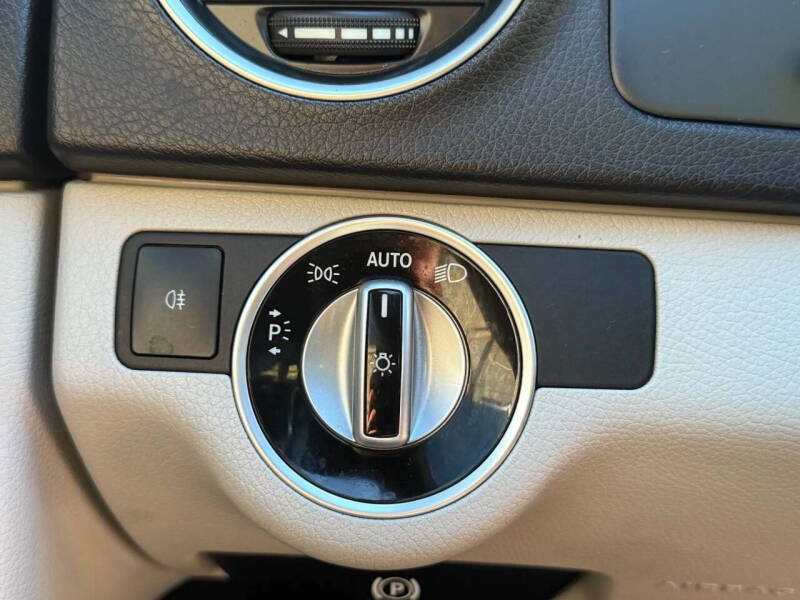 2013 Mercedes-Benz C-Class C 250 Sport