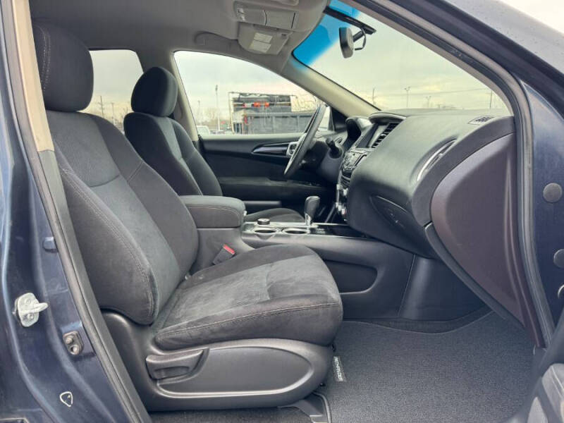 2016 Nissan Pathfinder