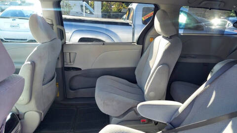 2011 Toyota Sienna