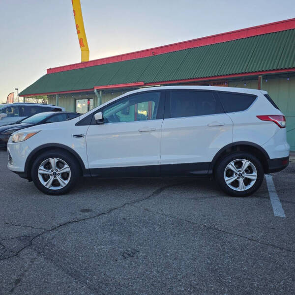 2015 Ford Escape SE