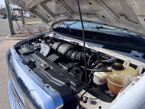 2012 Ford E-Series E-350 SD