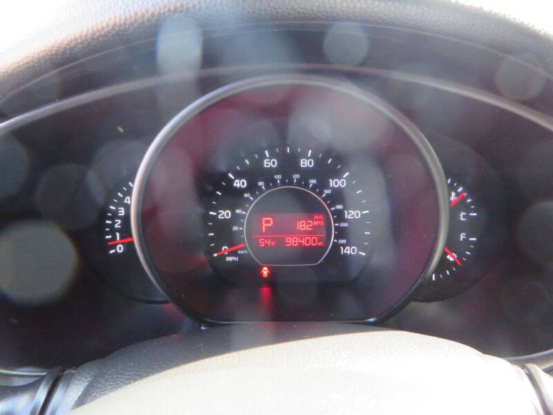 2016 Kia Soul + - Photo 16