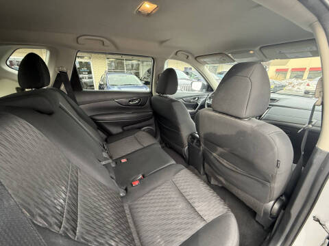 2018 Nissan Rogue SV