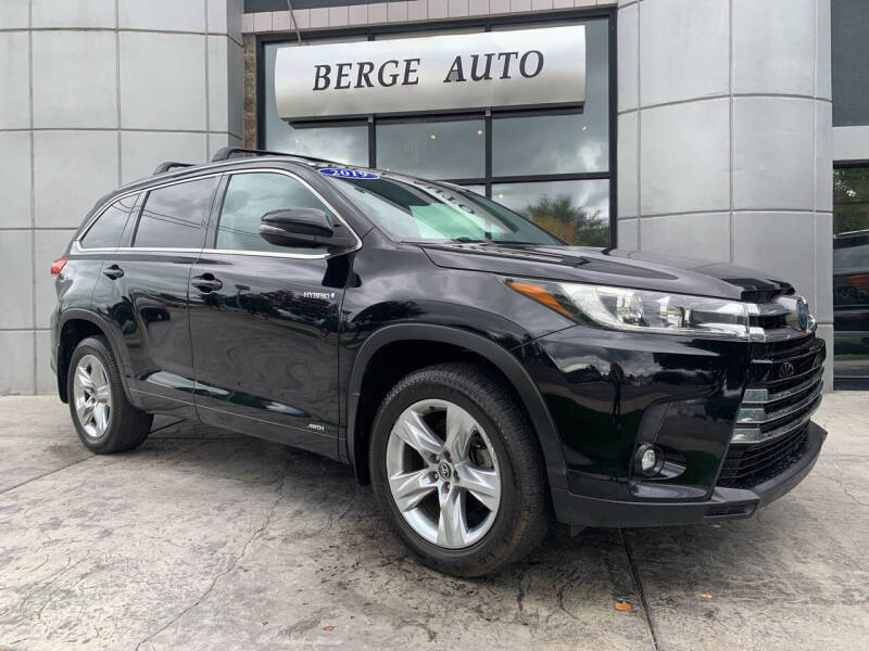 2019 Toyota Highlander Limited's photo