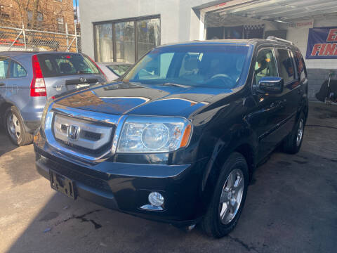 2011 Honda Pilot for sale at DEALS ON WHEELS in Newark NJ