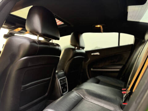 2017 Dodge Charger SXT