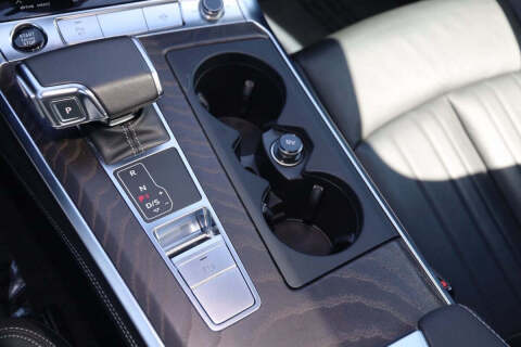 2022 Audi A6 quattro Premium Plus 55 TFSI