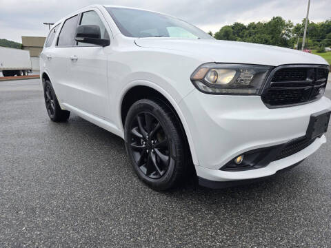 2017 Dodge Durango for sale at In & Out Used Auto Sales in Bluefield WV