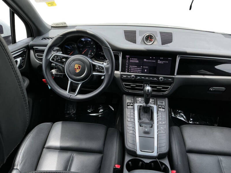 2021 Porsche Macan