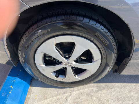 2012 Toyota Prius Three