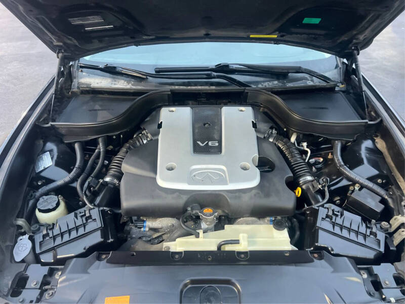 2011 Infiniti G25 Sedan x