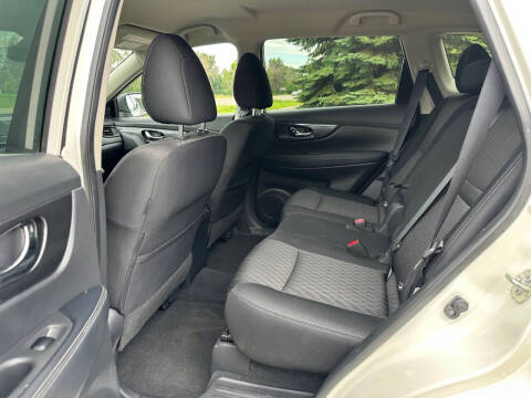 2020 Nissan Rogue SV