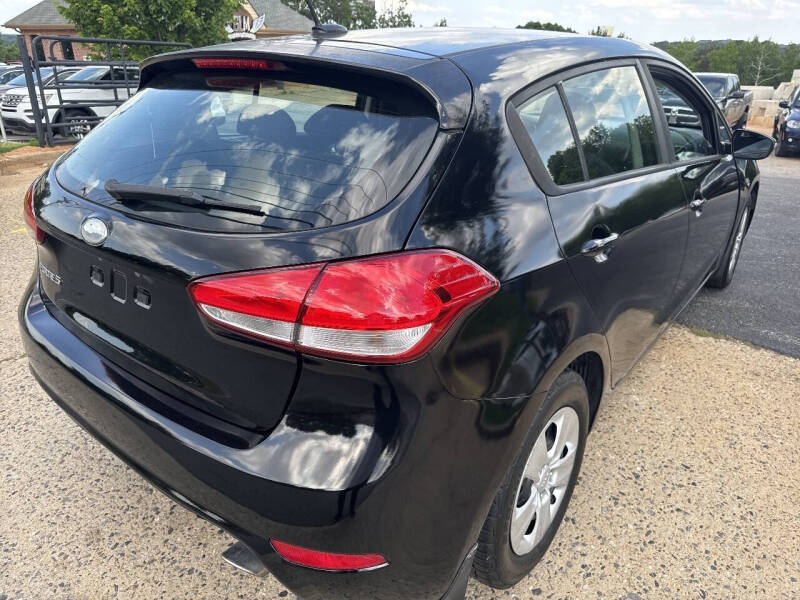 2017 Kia Forte5 LX