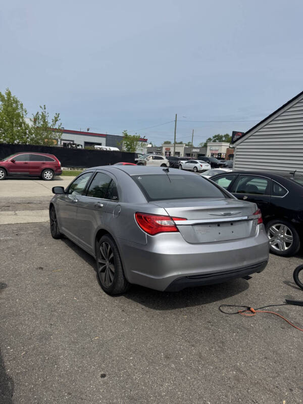 2013 Chrysler 200 Limited