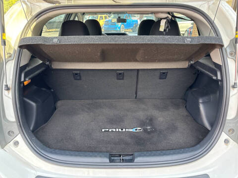 2012 Toyota Prius c Two