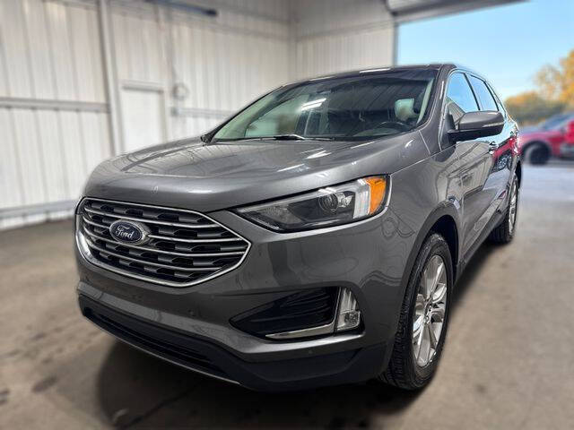 2022 Ford Edge Titanium