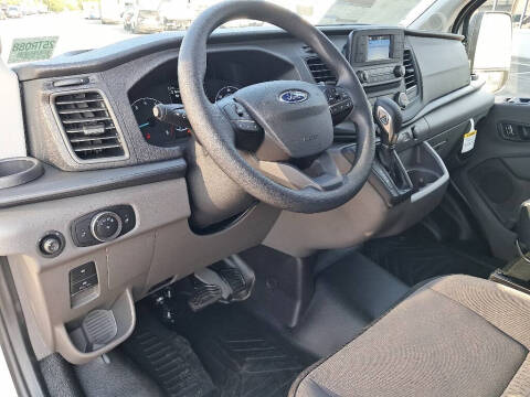 2025 Ford Transit 250