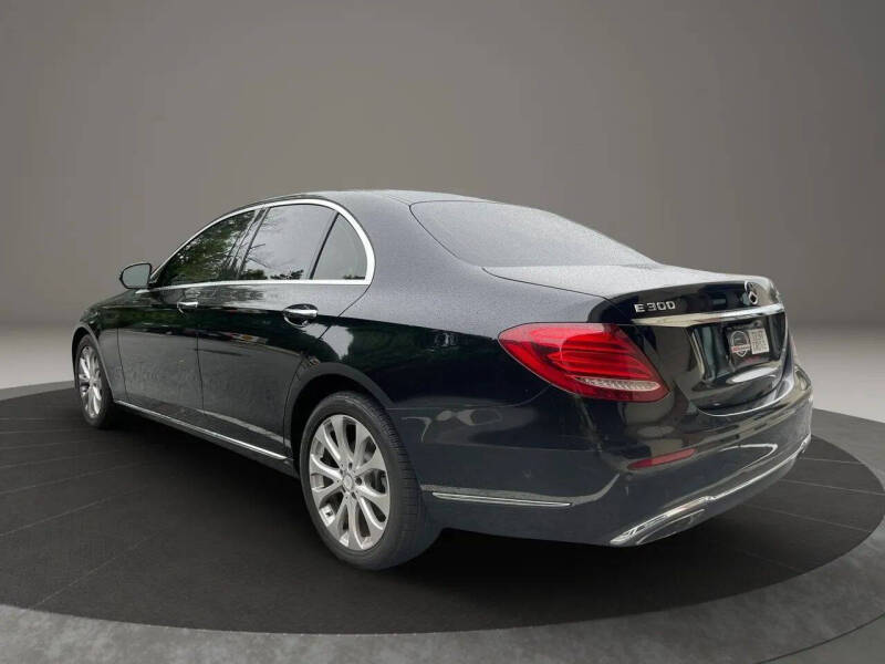 2017 Mercedes-Benz E-Class E 300 4MATIC