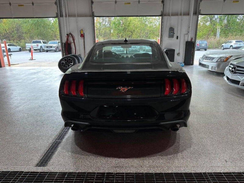 2020 Ford Mustang EcoBoost