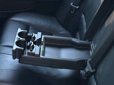 2011 BMW 5 Series 550i xDrive