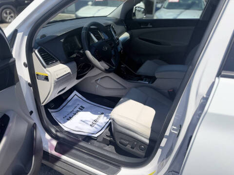 2017 Hyundai Tucson SE Plus