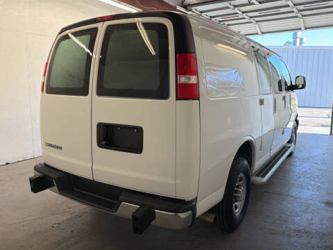 2024 Chevrolet Express 2500