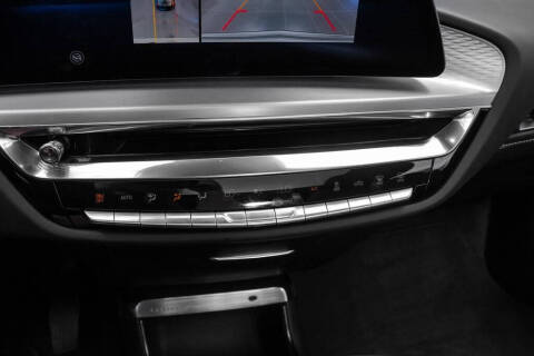 2024 Cadillac LYRIQ Luxury 3