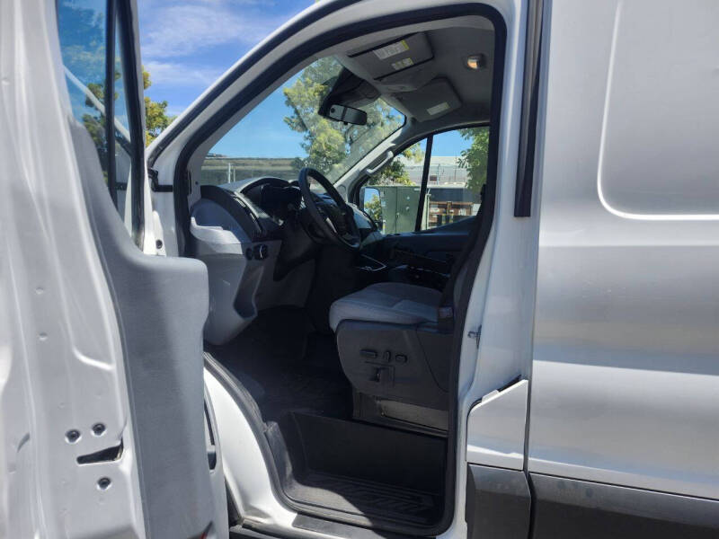 2018 Ford Transit 150